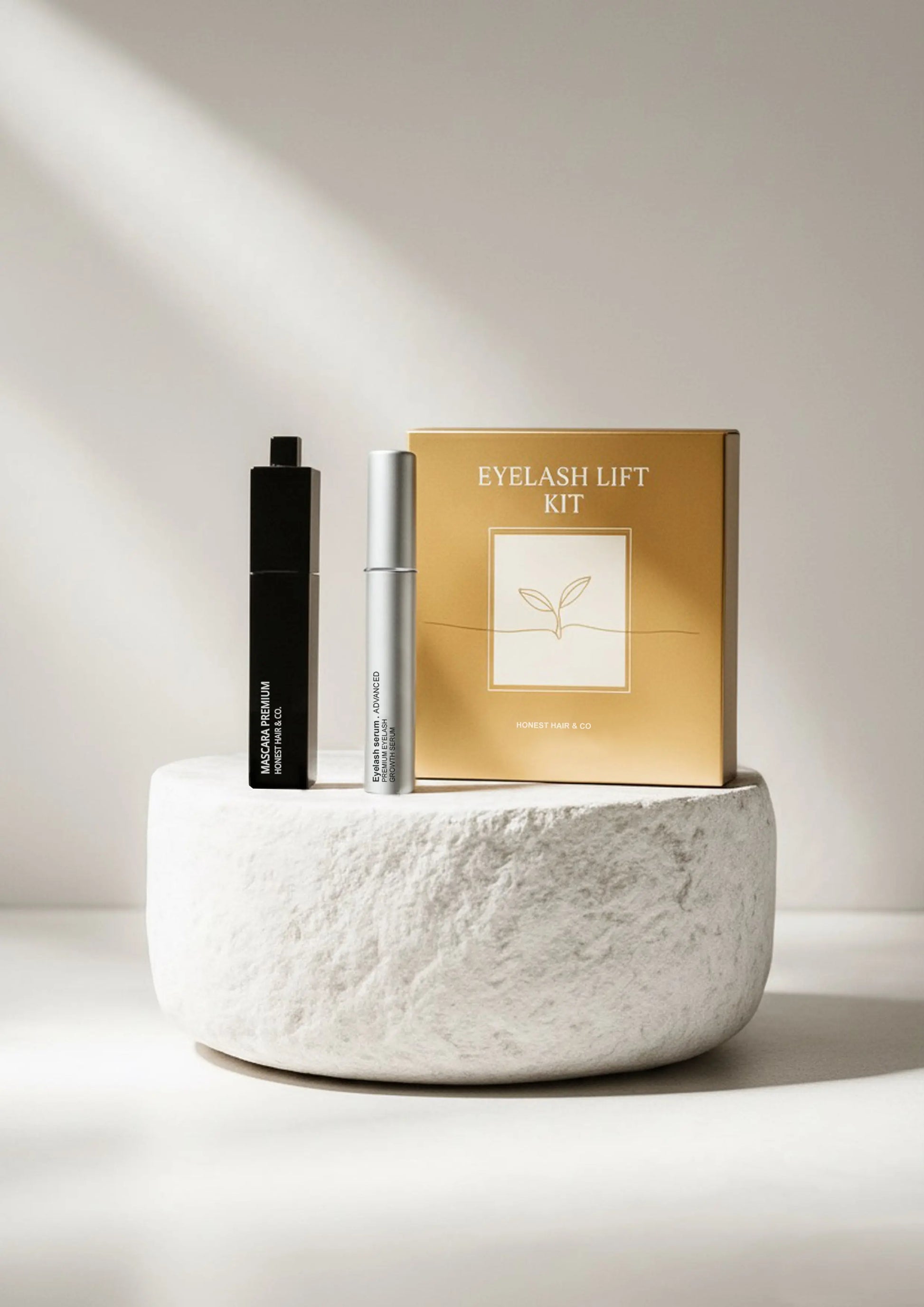 At home lash lift kit. High quality product and premium range with natural extract and ingredients. 